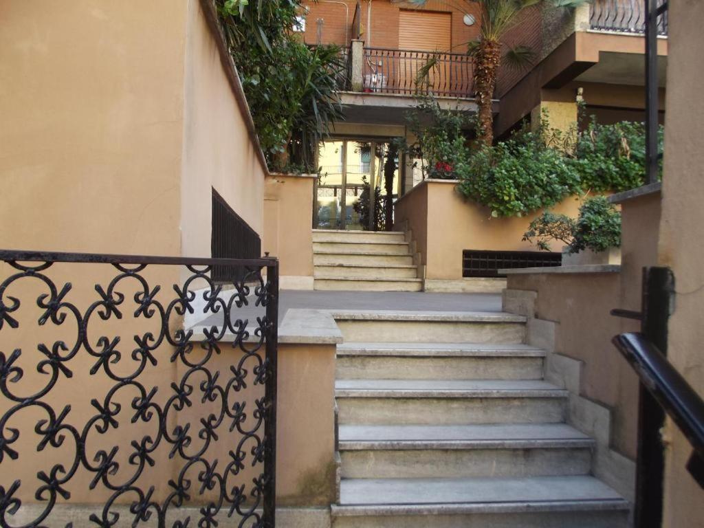 Domus Gratia Russo Rom